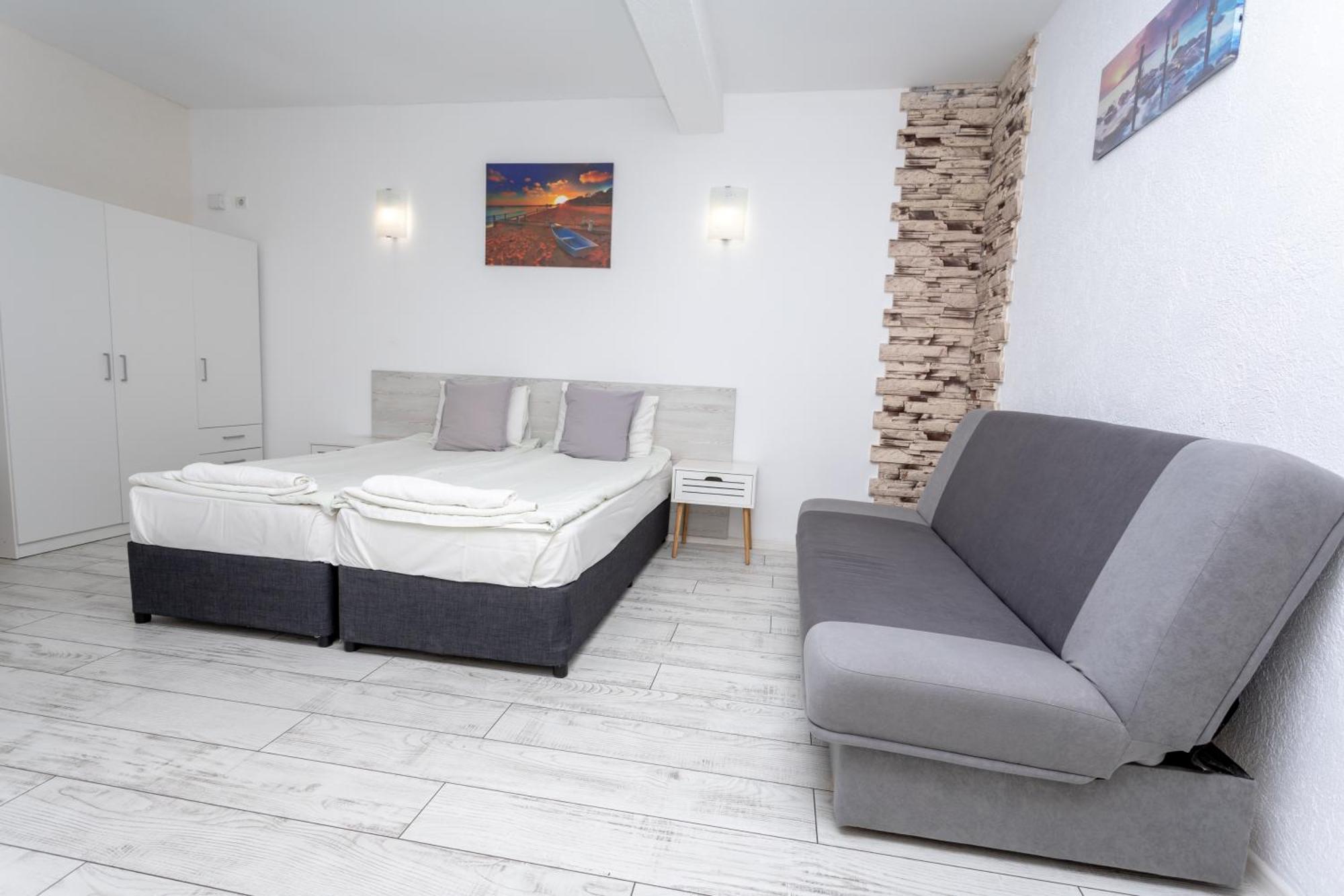 Guest House Desi - Къща За Гости Деси Balchik Exterior photo